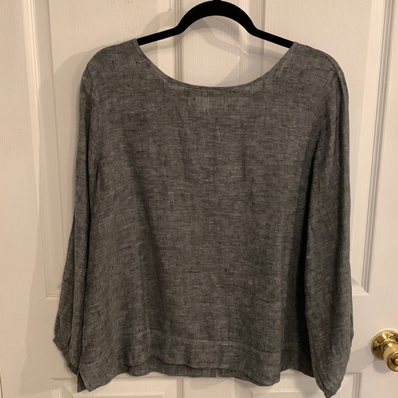 Tahari 100% Linen Back Buttons Lagenlook Top - Picture 1 of 13